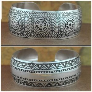 NEW Two Gypsy Square Metal Tibetan Silver vinta